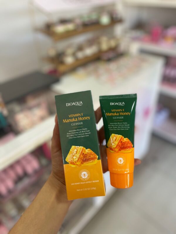 🍯 BioaQua limpiador facial vitamina E + Miel de manuka