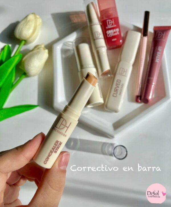 Corrector en stick D’hermosa!