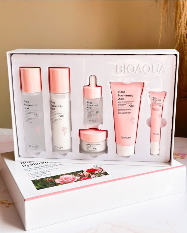 kit de 6 piezas Rose Hyaluronic Acid de BIOAQUA
